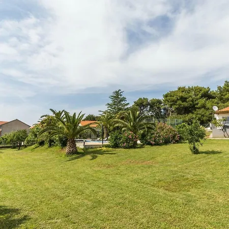 In Near Holiday home Bibinje