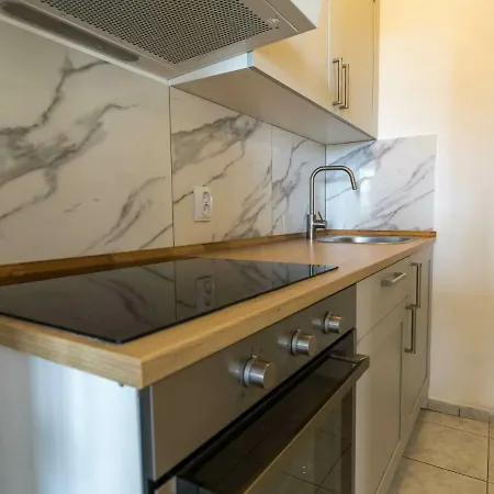 In Near בית נופש