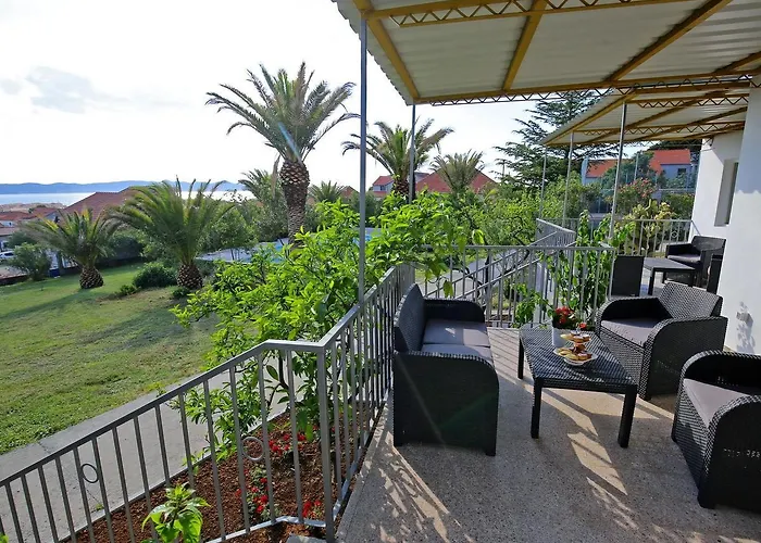 In Near Hébergement de vacances Bibinje